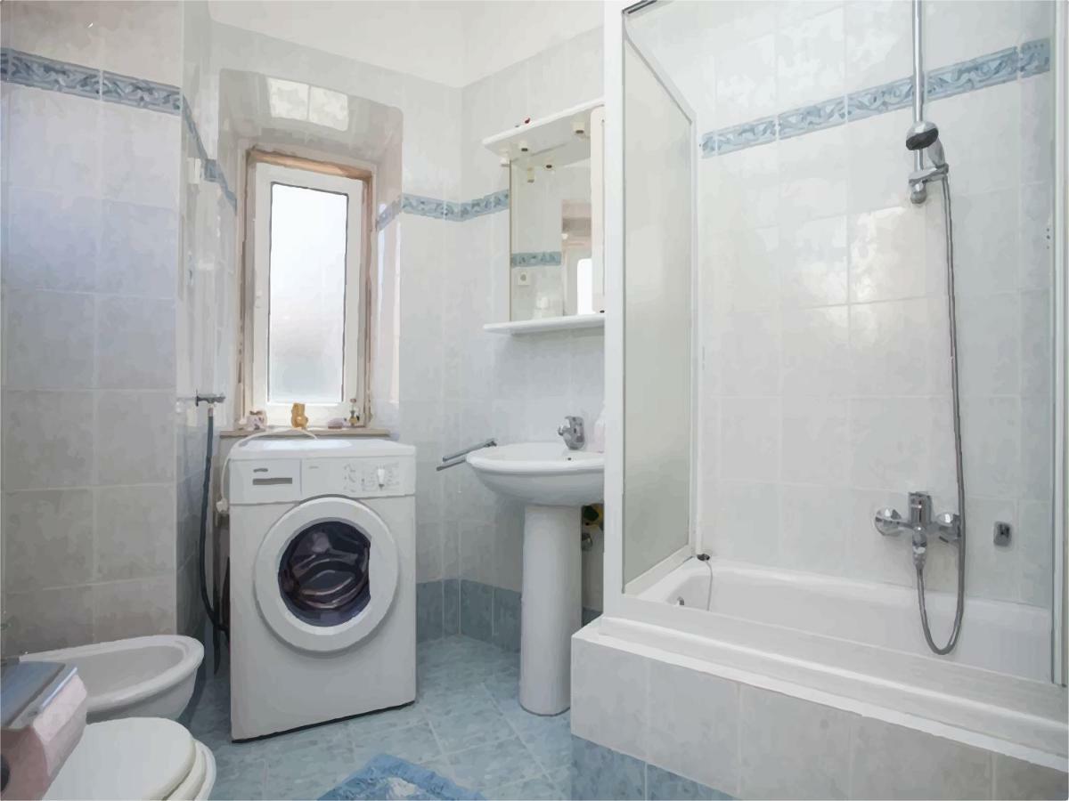 Apartment Carera Rovigno Esterno foto
