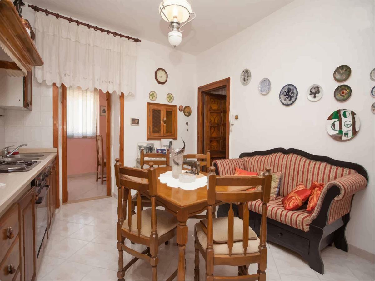Apartment Carera Rovigno Esterno foto